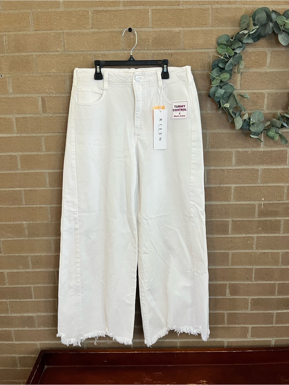 Risen White High-Rise Cropped Wide-Leg Jeans